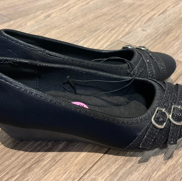 CL by Laundry Flats Size 5 1/2 - Picture 4 of 4